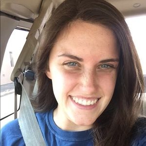 Meet your Posher, Savannah